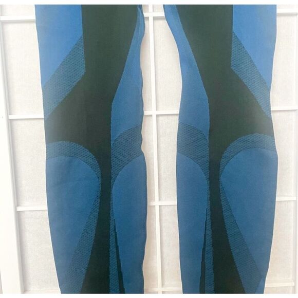 LNDR "All Seasons" Compression High Waisted Active Leggings XS/S excellent condi - Picture 4 of 14